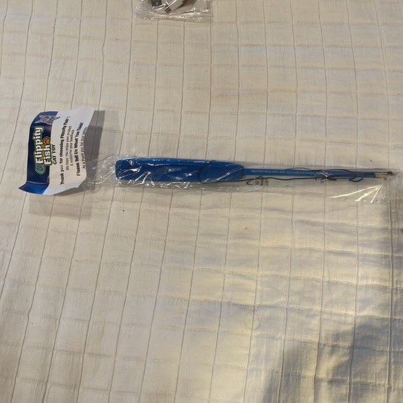 As seen on TV flippity fish cat toy nib new motion activated interactive play - Picture 5 of 8